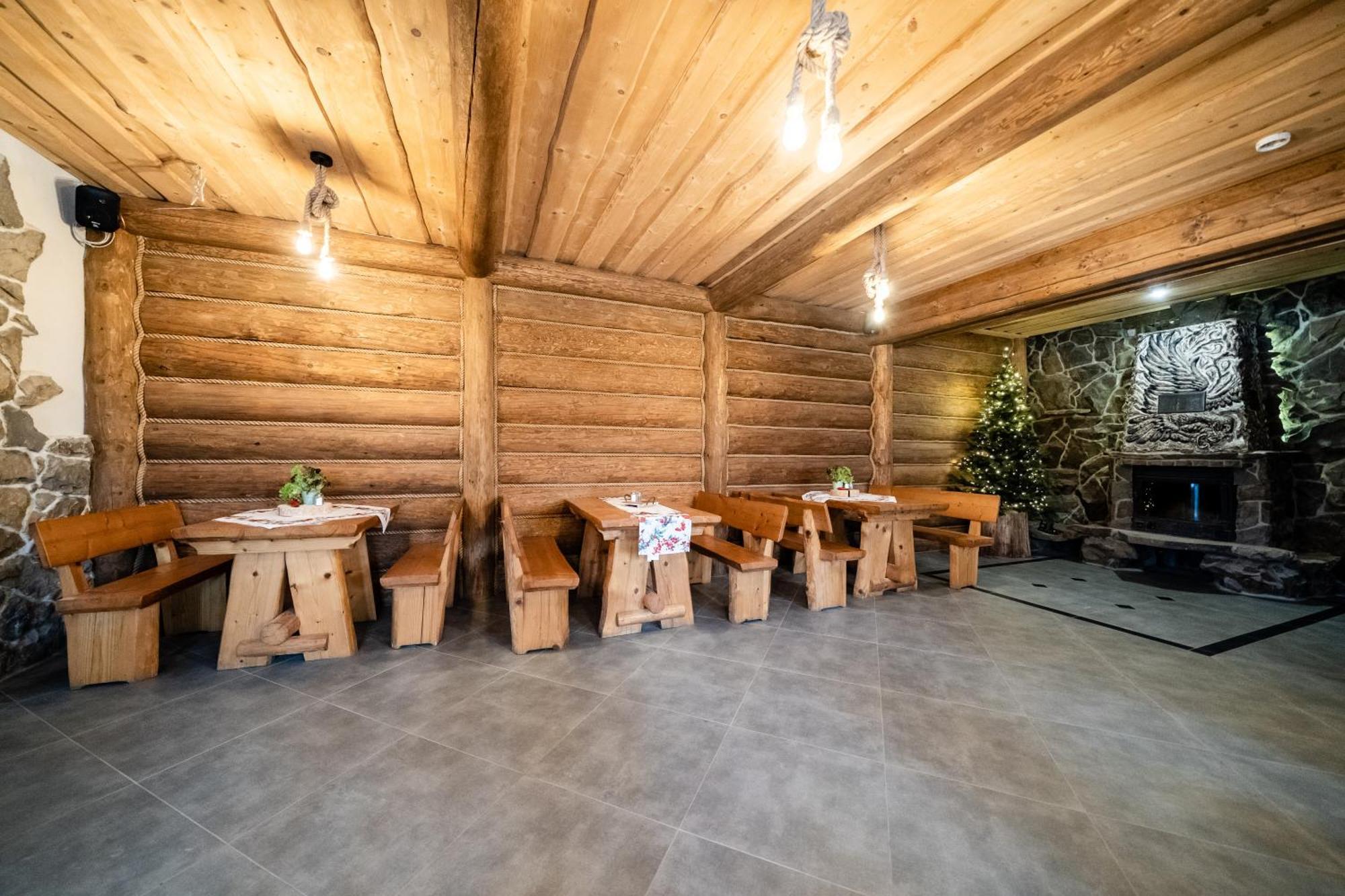 Zapotoczny Residence Зомб Екстериор снимка